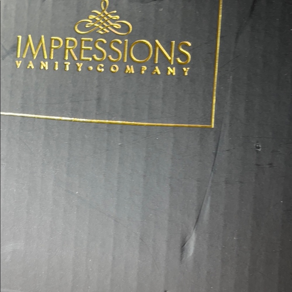 Impression Vanity - image 2